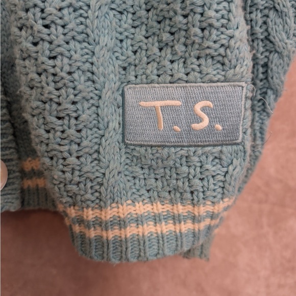 Taylor Swift 1989 Blue Cardigan Sweater Button Authentic - Picture 7 of 7